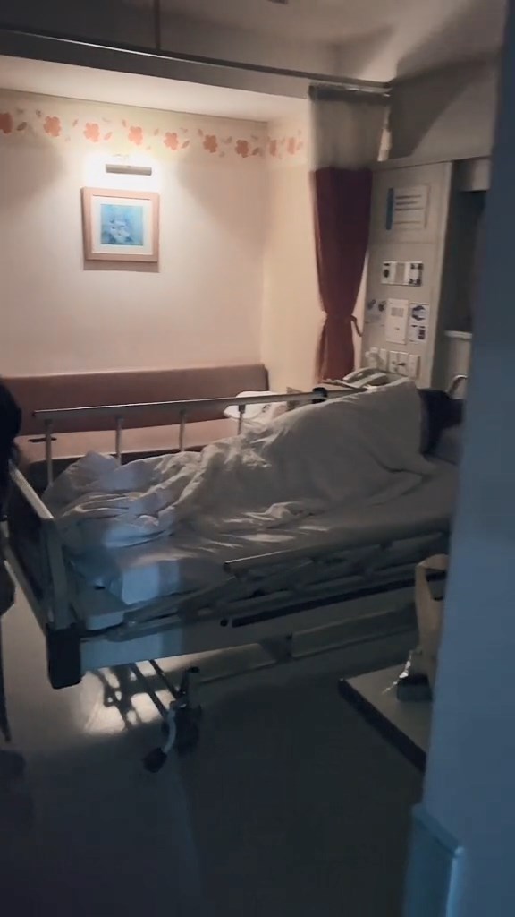 แกล้งหลอกผี